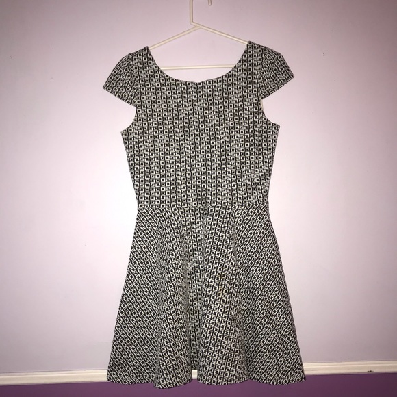 CUTE NAVY BLUE & WHITE SKATER DRESS ; SIZE M - Picture 5 of 6